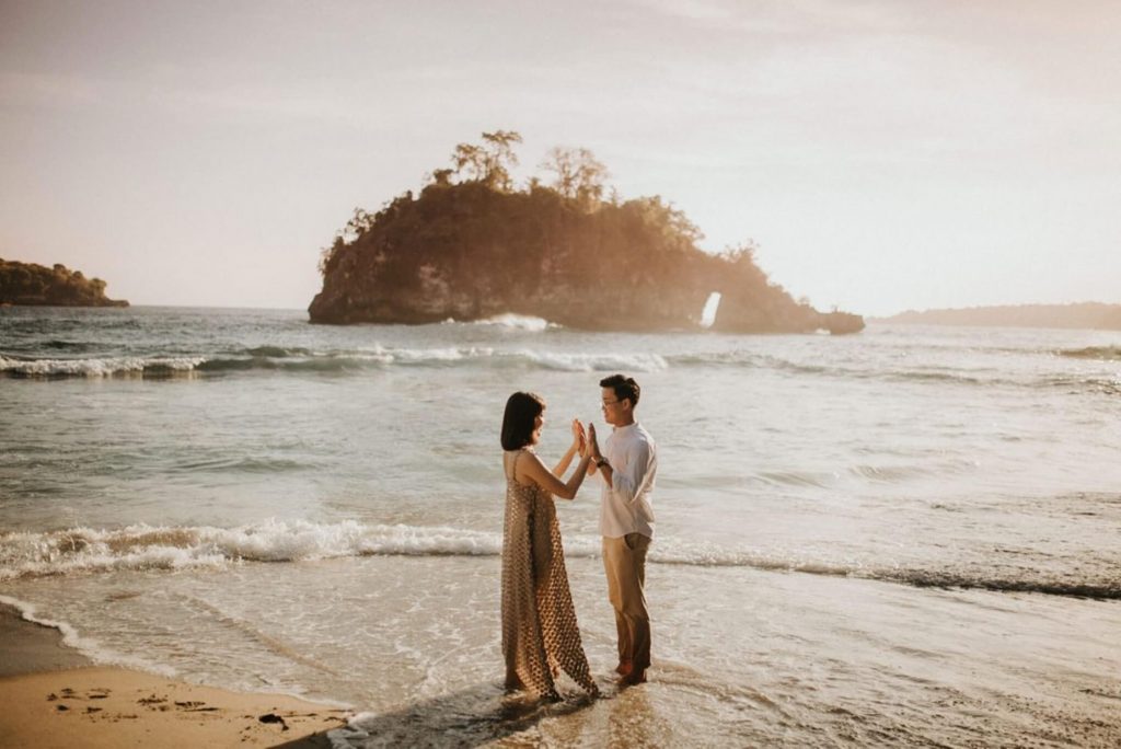 Demo 2 6 Foto Prewedding Outdoor Pantai 1